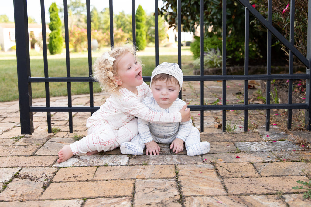 Bee&Dee Footie Jellybeanzkids Bee & Dee Script Print Collection Footie with Beanie-Boys Print