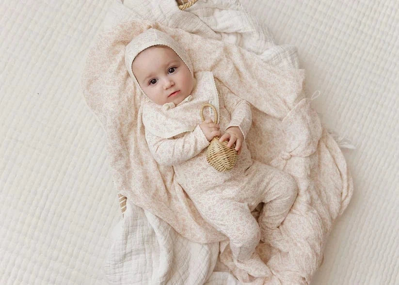 Ely's&Co. Footie Jellybeanzkids Ely's Vine Foootie+ Bonnet -Ivory/Pink