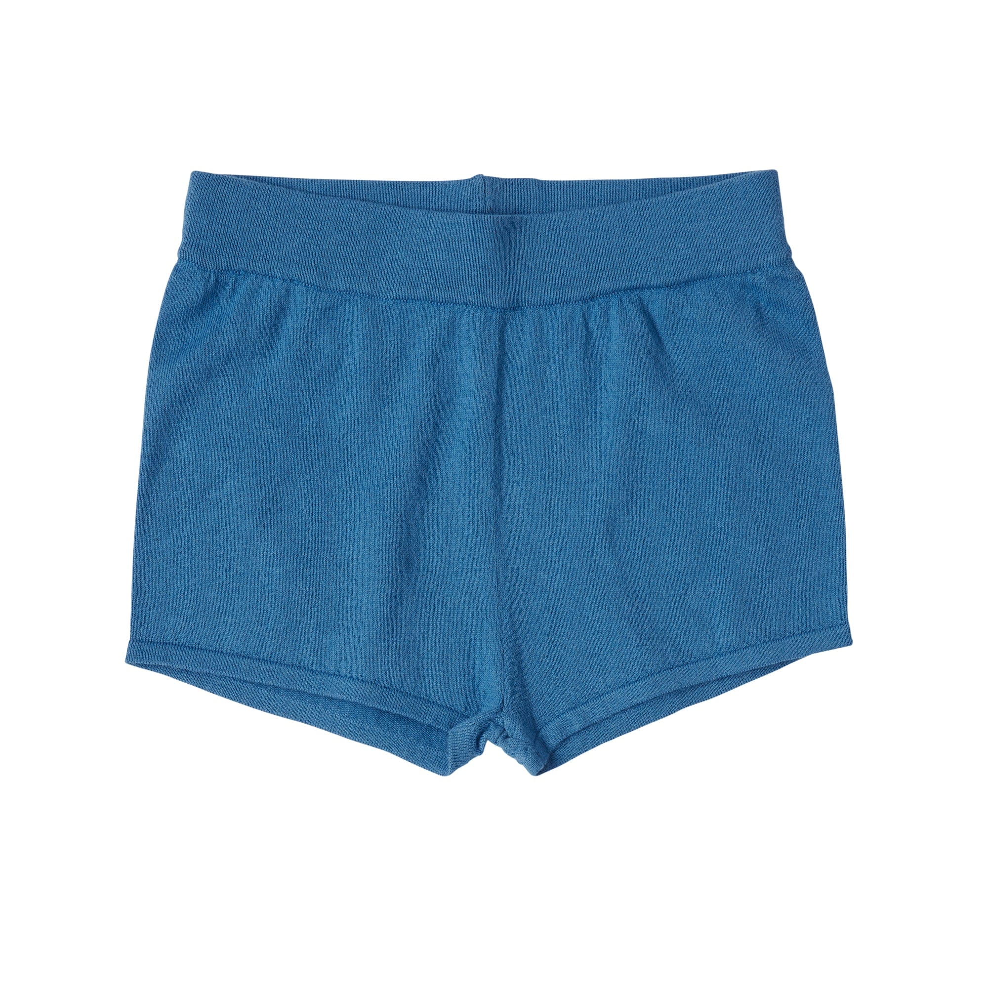 Is it okay to wear short shorts in the beach? - Quora
