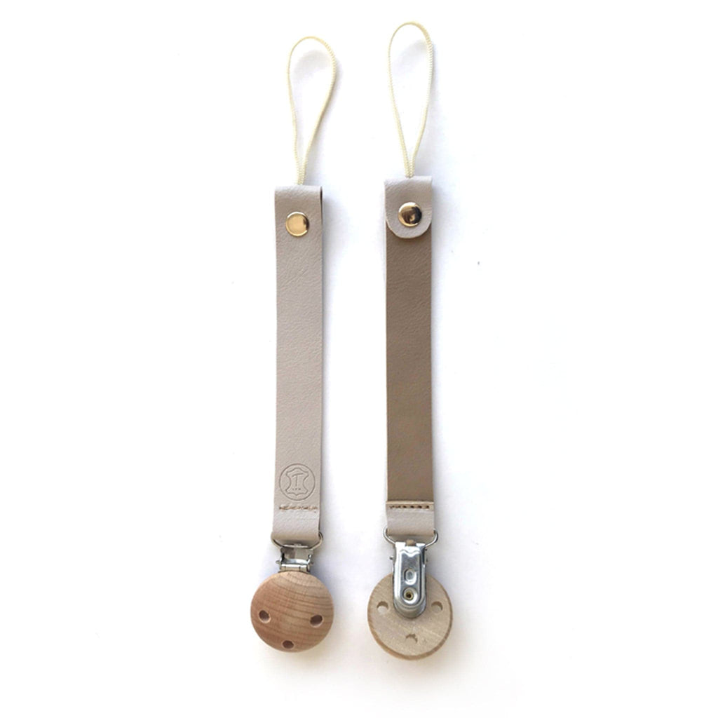 Tannery & Co Pacifier Jellybeanzkids Tannery Vegan Leather Oat Pacifier Clip OS